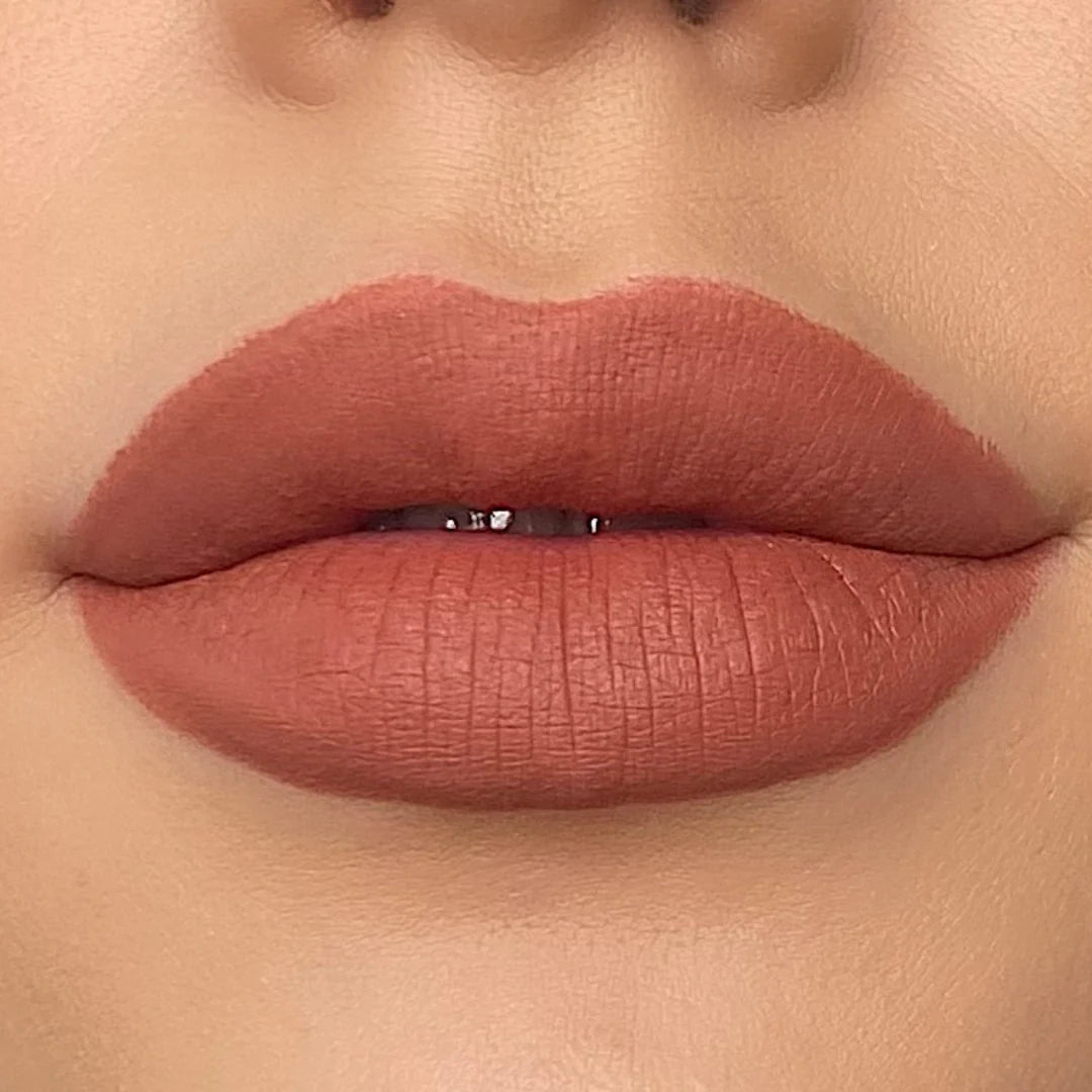 Long Lasting Lipliner Nr 7. Earth