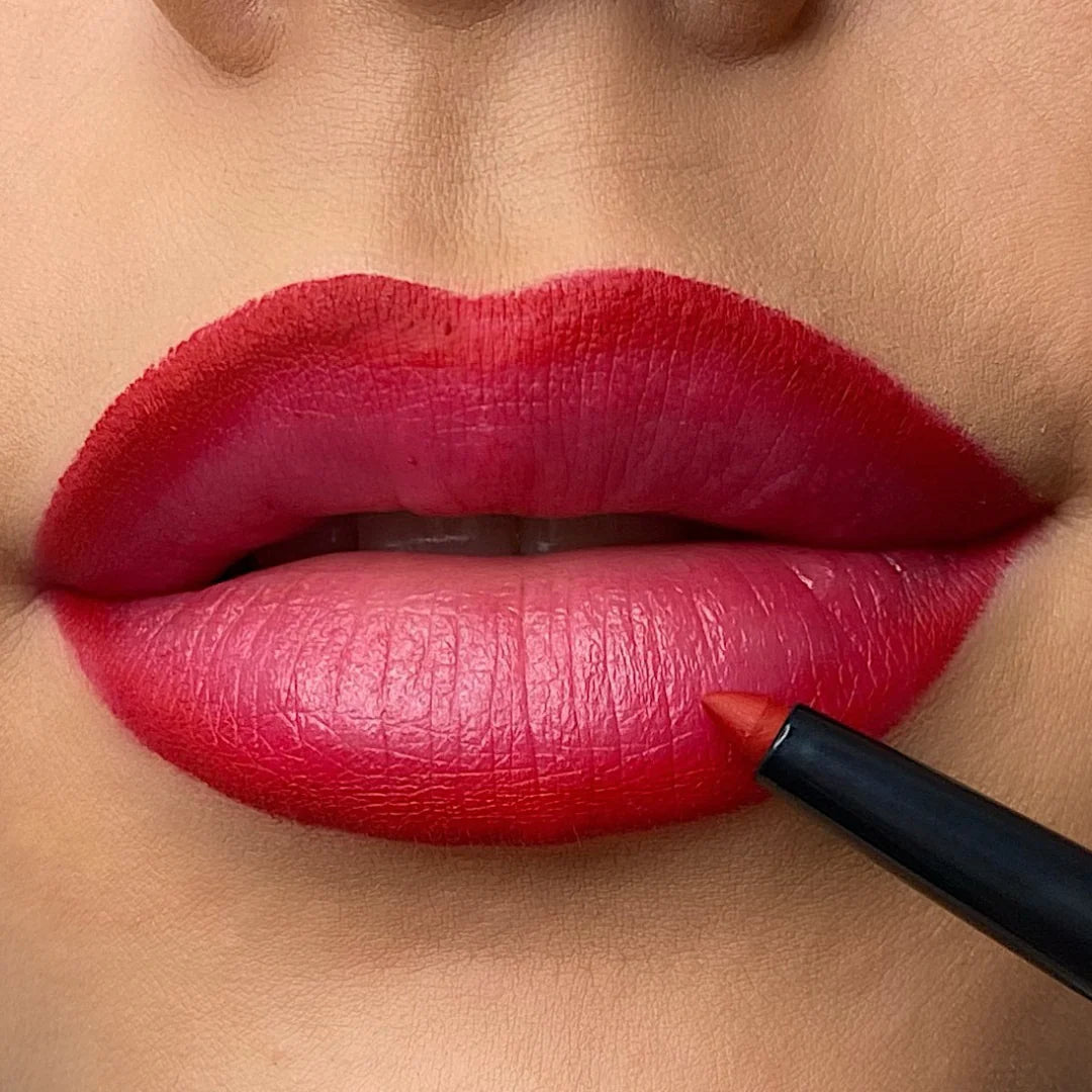 Long Lasting Lipliner Nr 8. Ruby